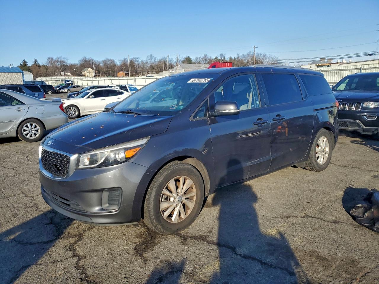 KIA SEDONA LX 2016