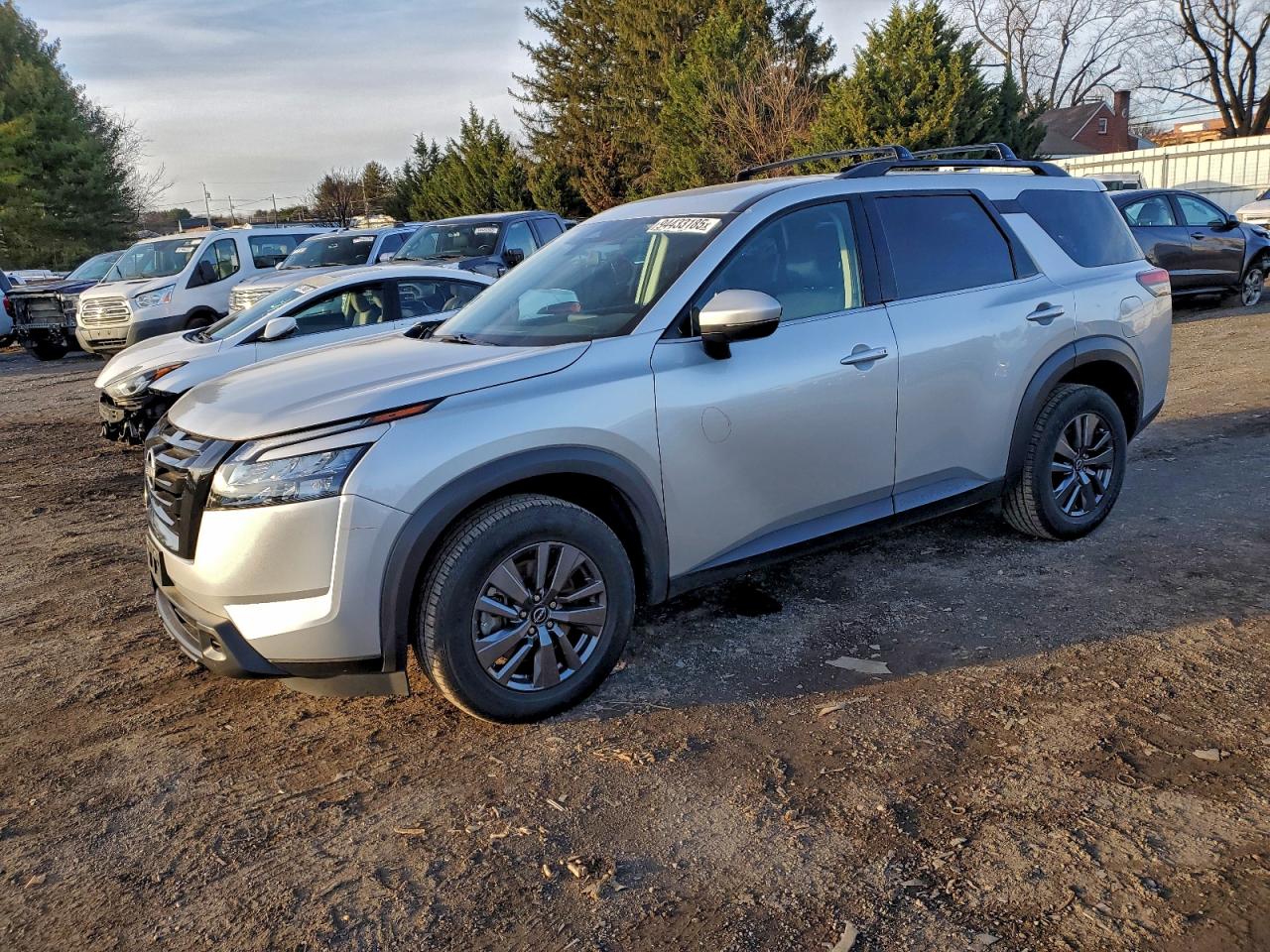 NISSAN PATHFINDER 2023