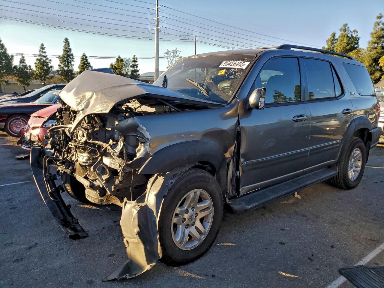 TOYOTA SEQUOIA SR 2004