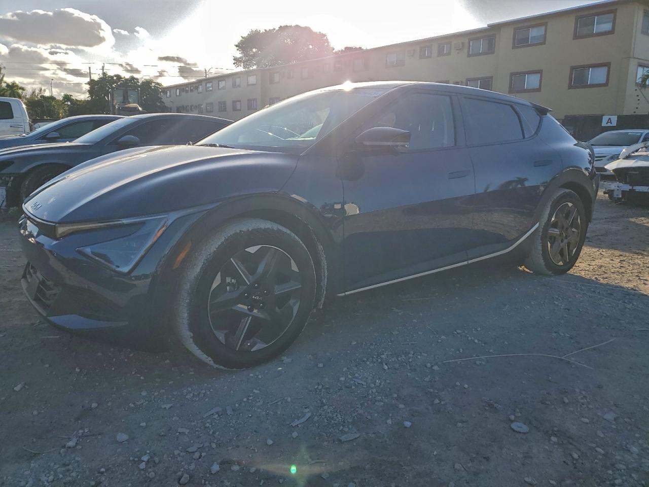 KIA EV6 LIGHT 2025