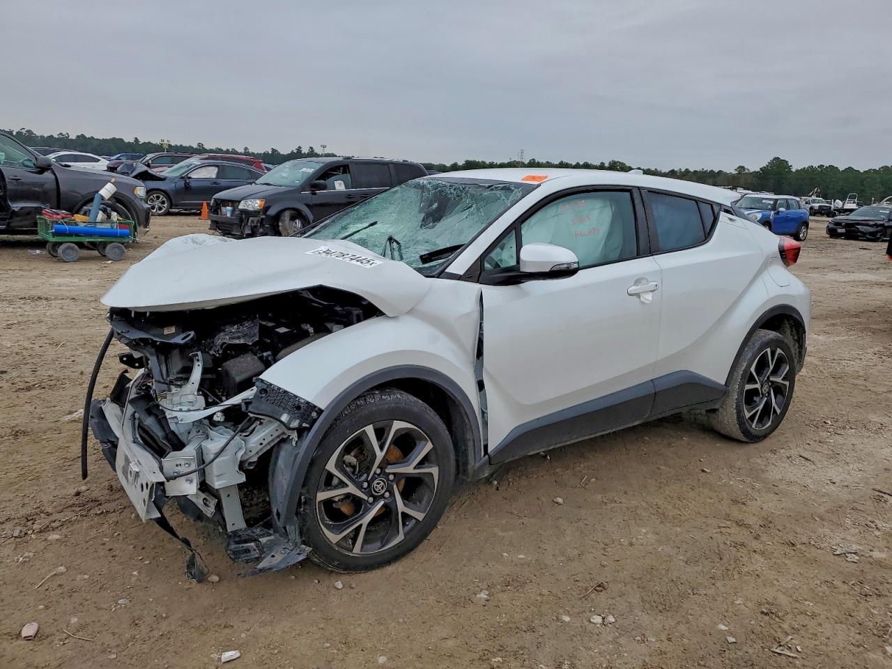 TOYOTA C-HR 2022