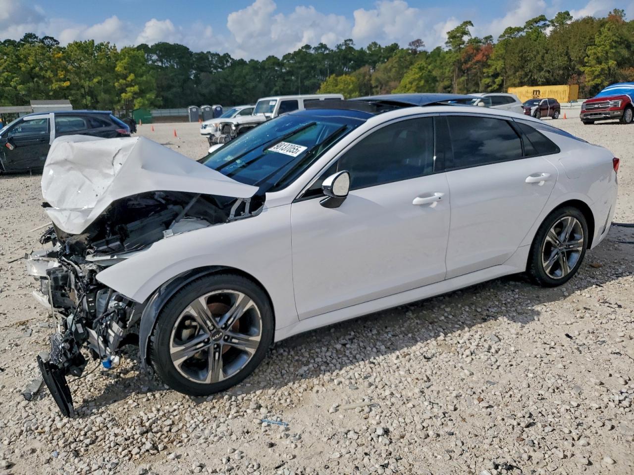 KIA K5 2023