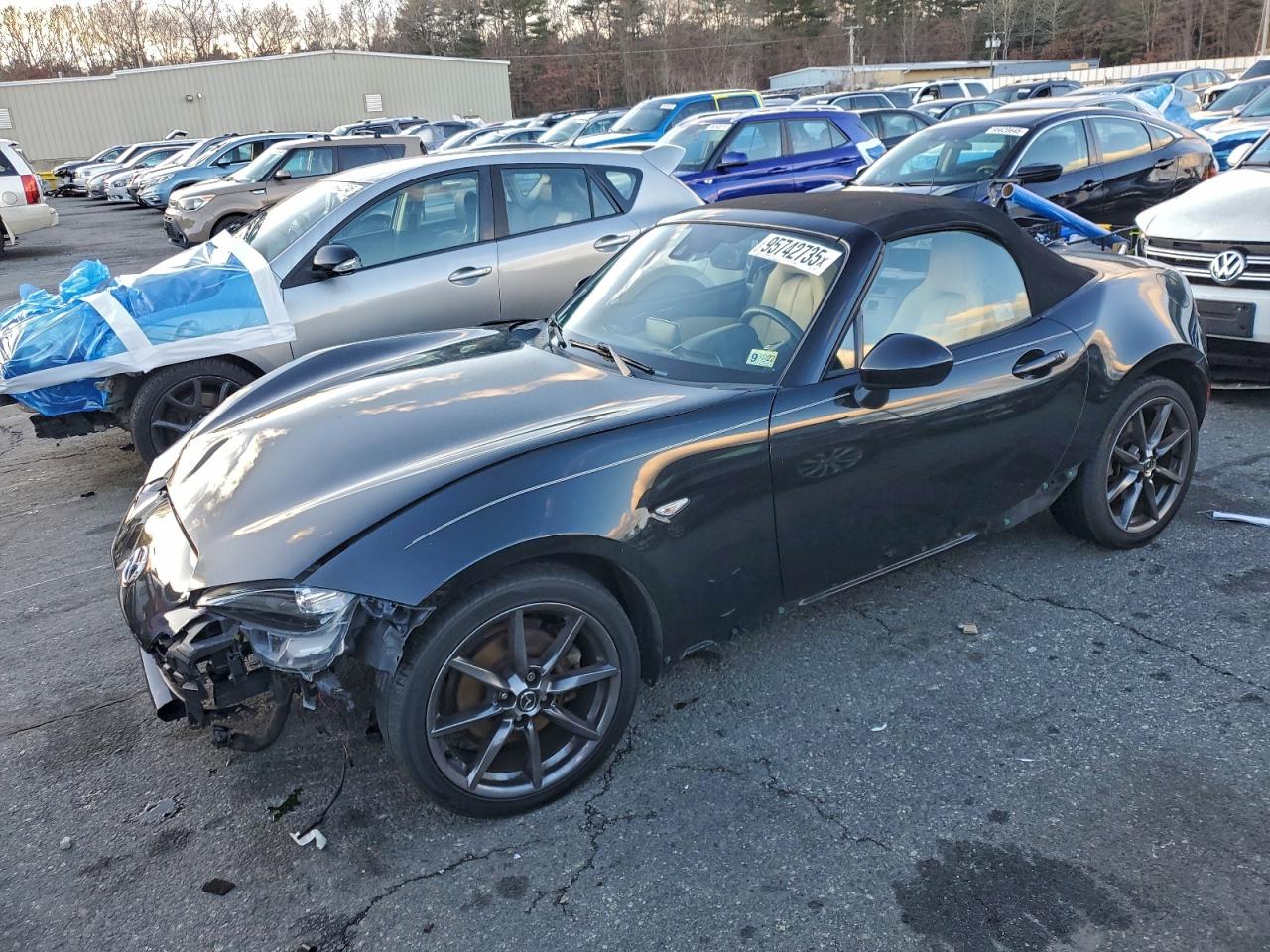 MAZDA MX-5 MIATA 2016