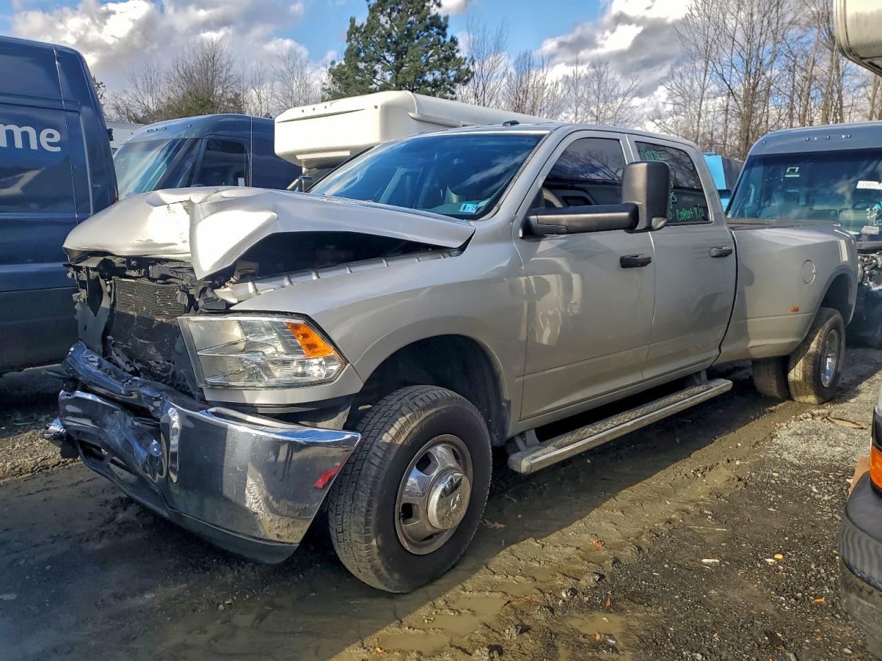 RAM 3500 ST 2015