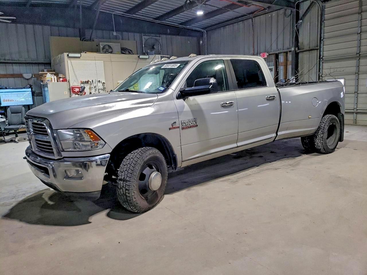 RAM 3500 SLT 2015