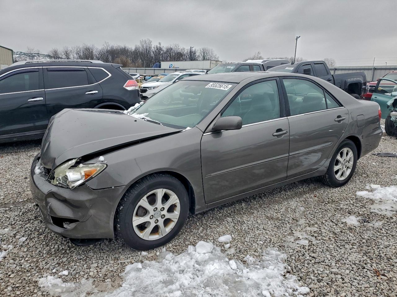 TOYOTA CAMRY LE 2005