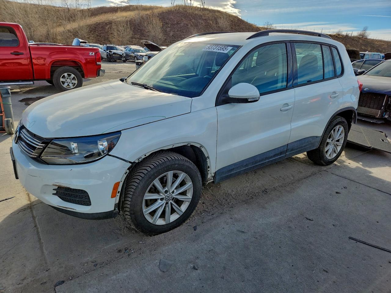 VOLKSWAGEN TIGUAN S 2017