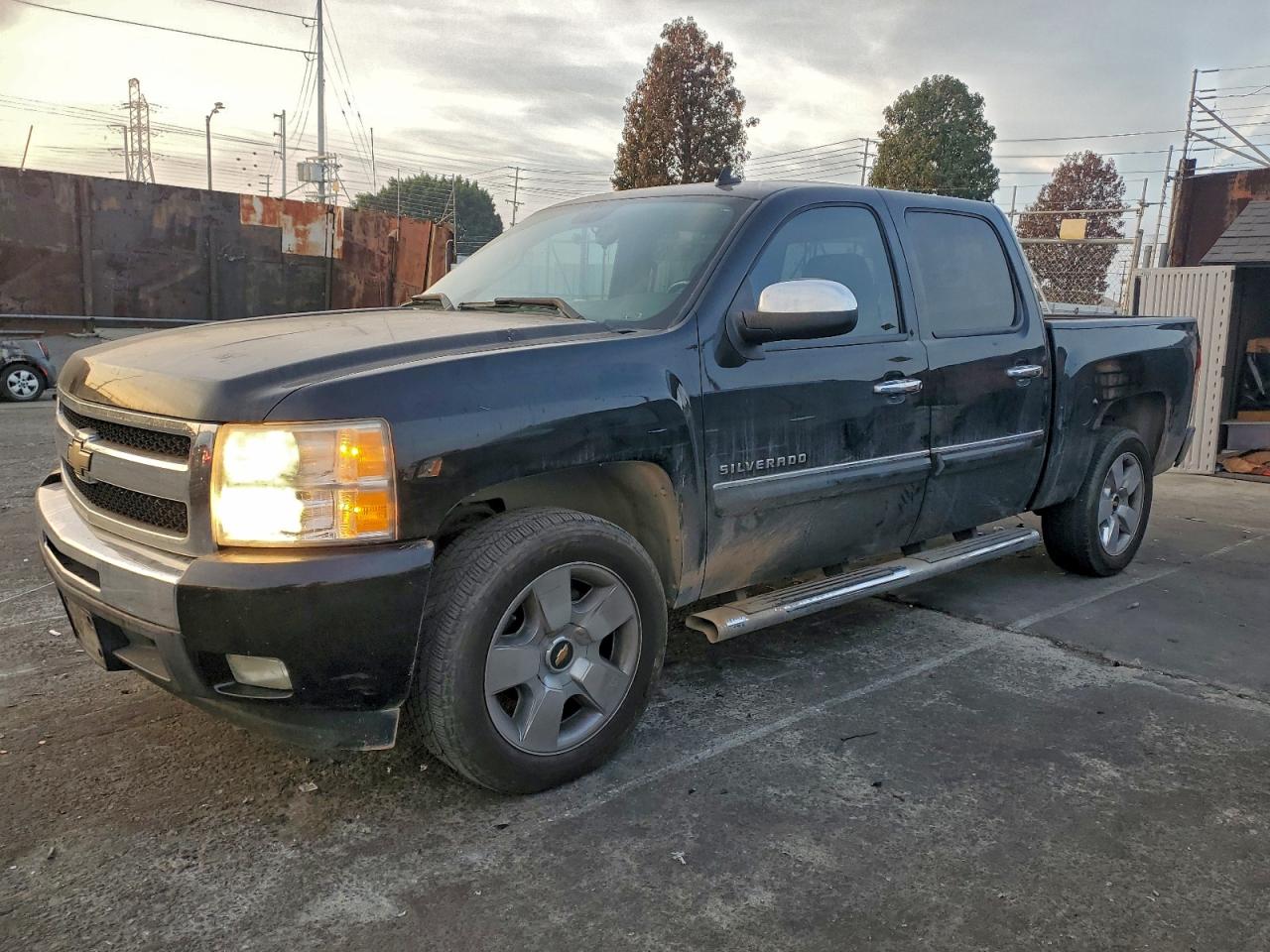 CHEVROLET SILVERADO 2011