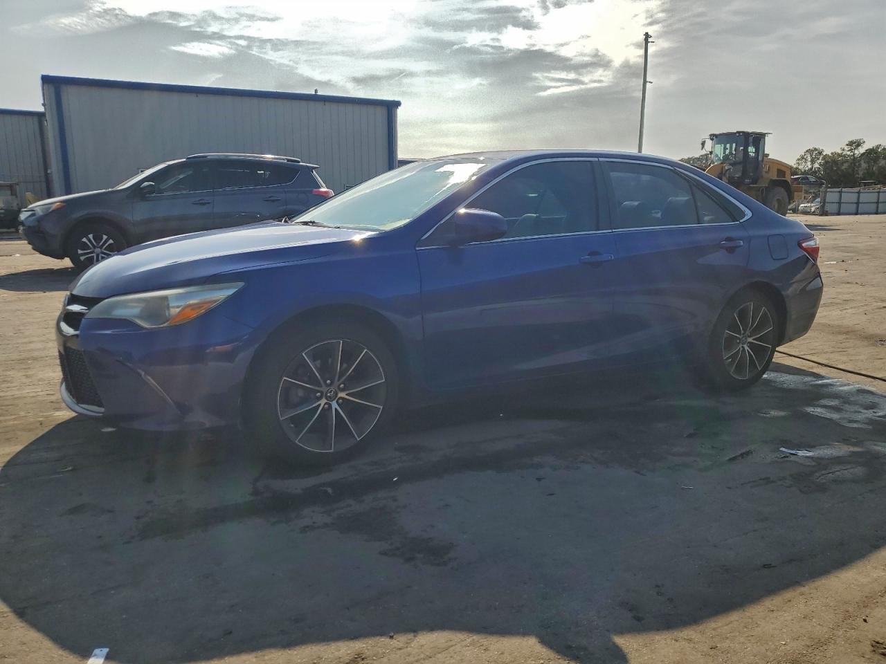 TOYOTA CAMRY LE 2016