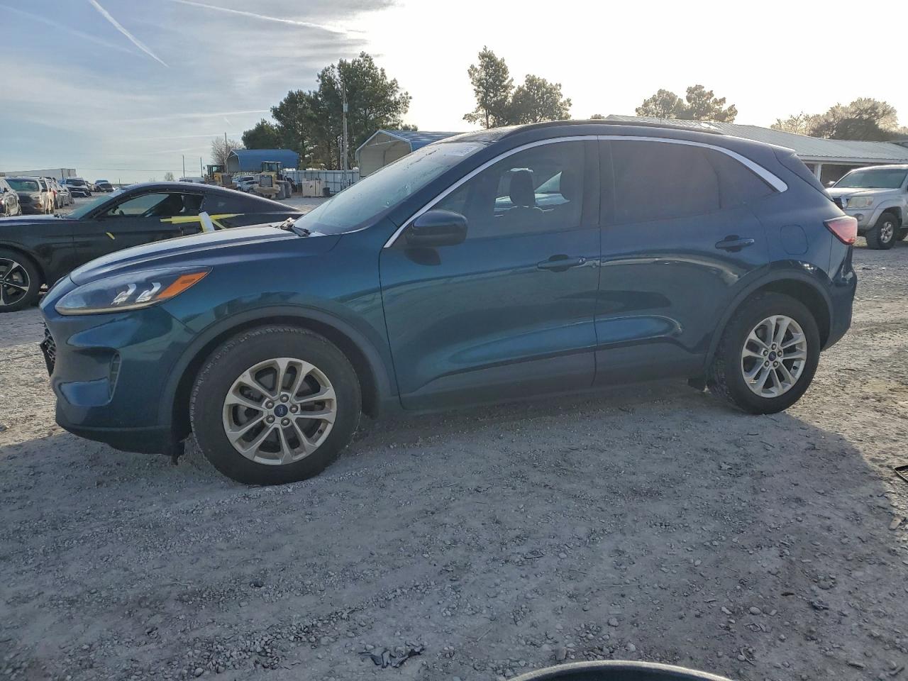 FORD ESCAPE SE 2020