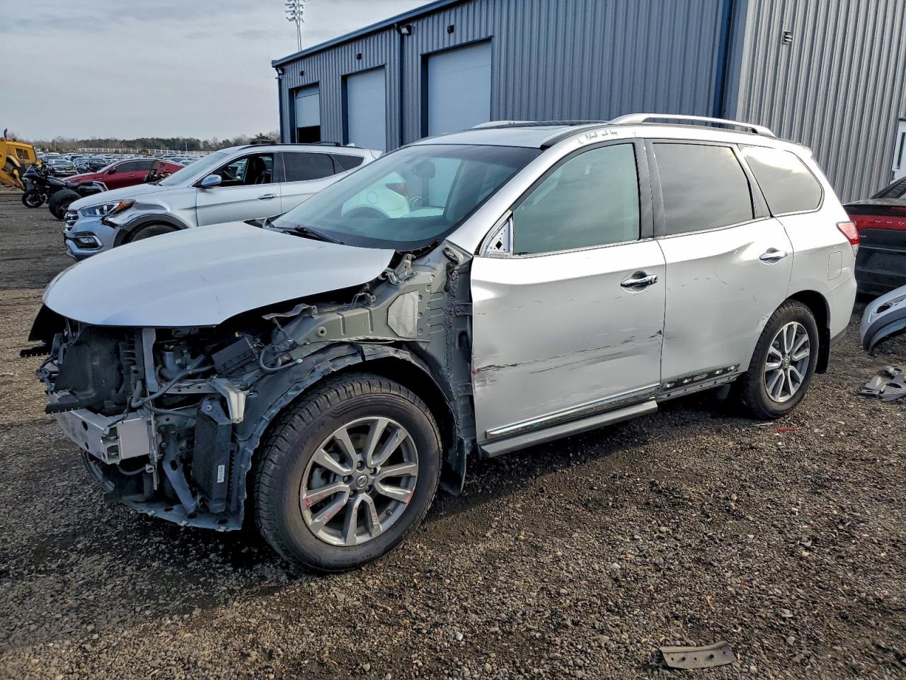NISSAN PATHFINDER 2013