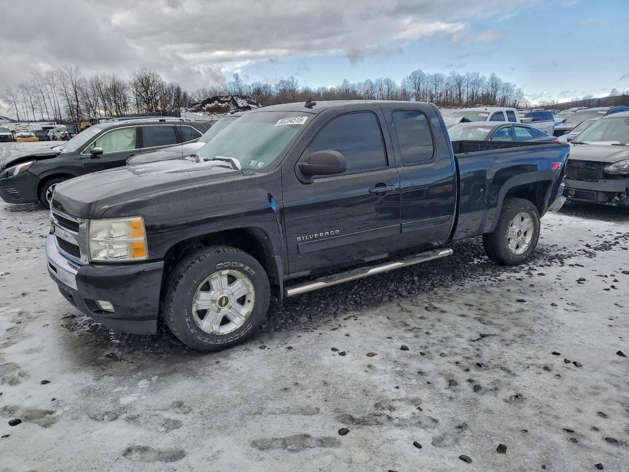 CHEVROLET SILVERADO 2011