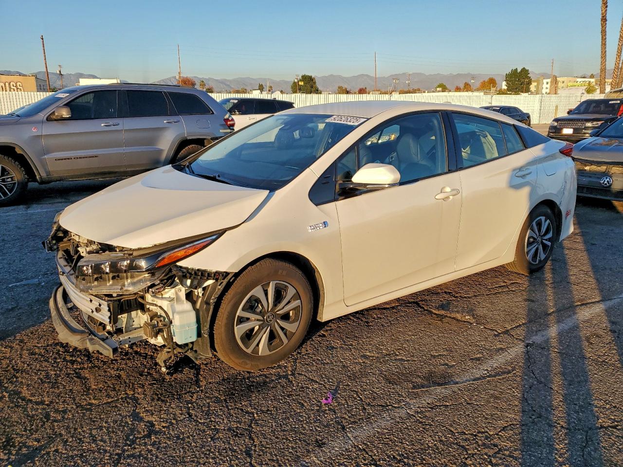TOYOTA PRIUS PRIME 2017