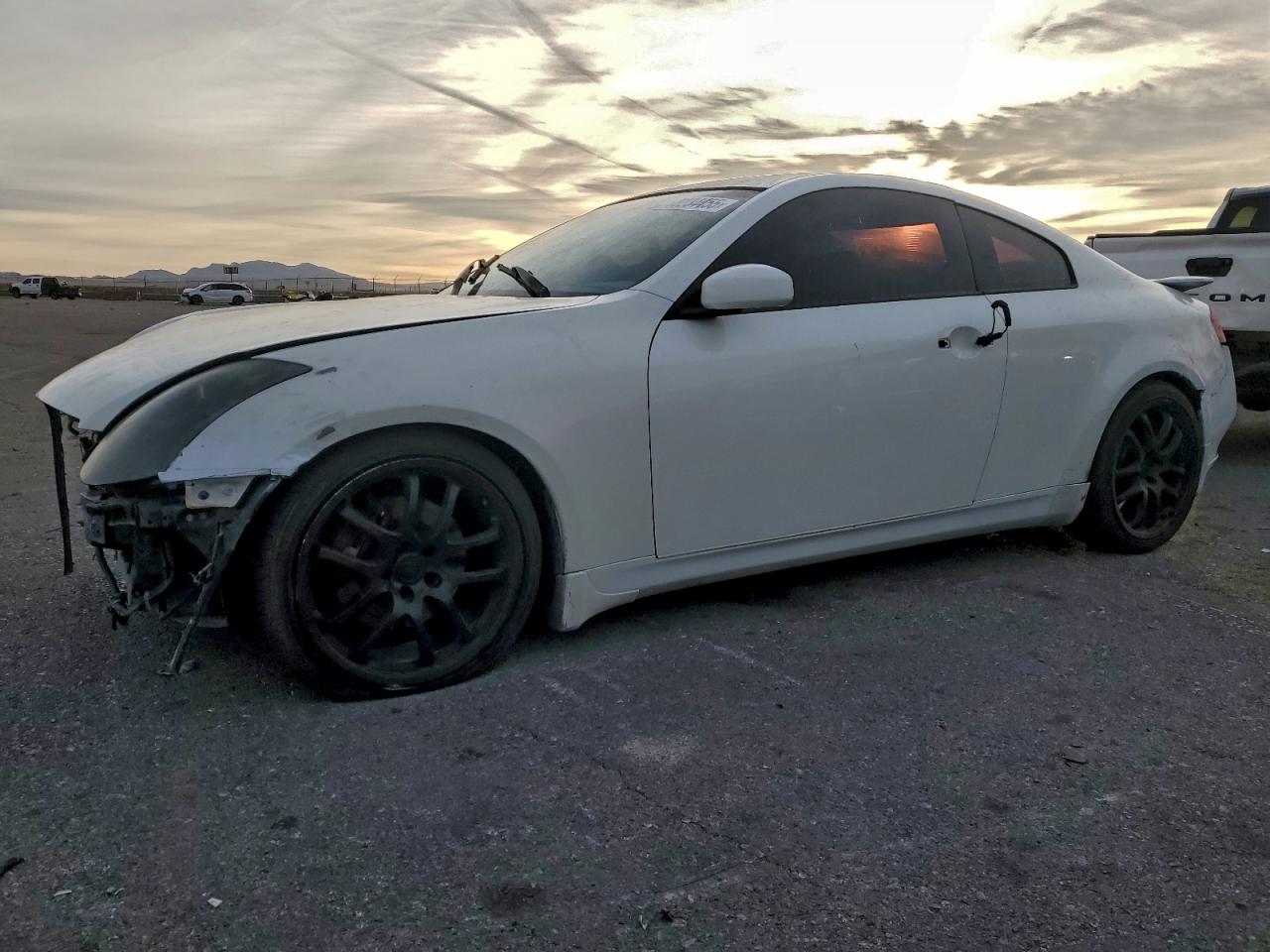 INFINITI G35 2005