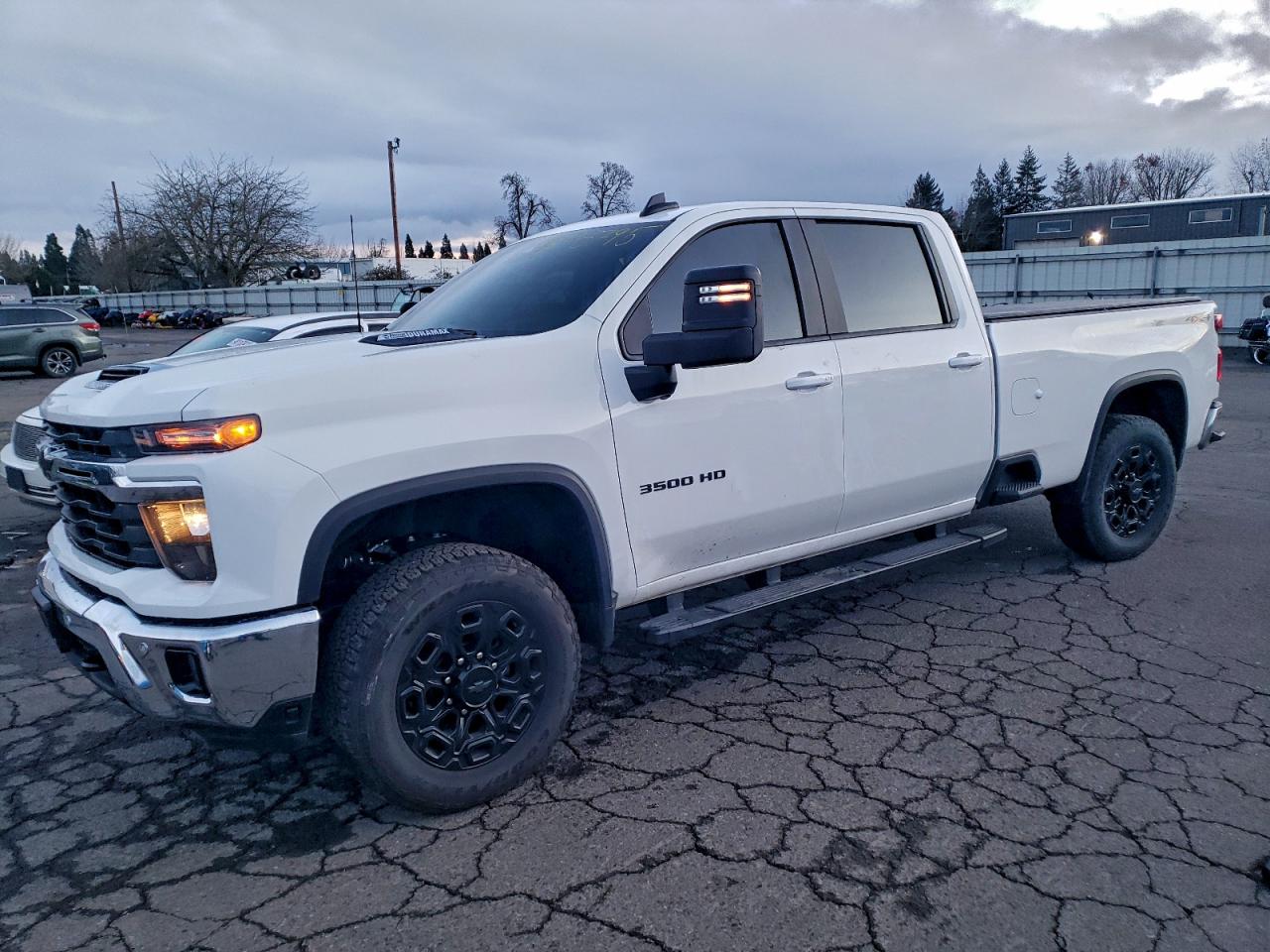 CHEVROLET SILVERADO 2025