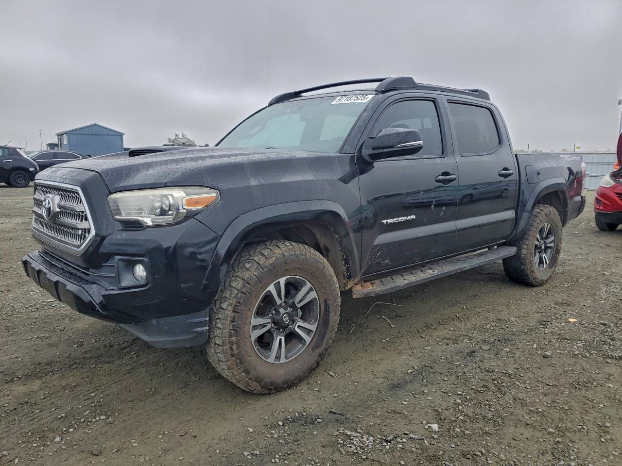 TOYOTA TACOMA 2017
