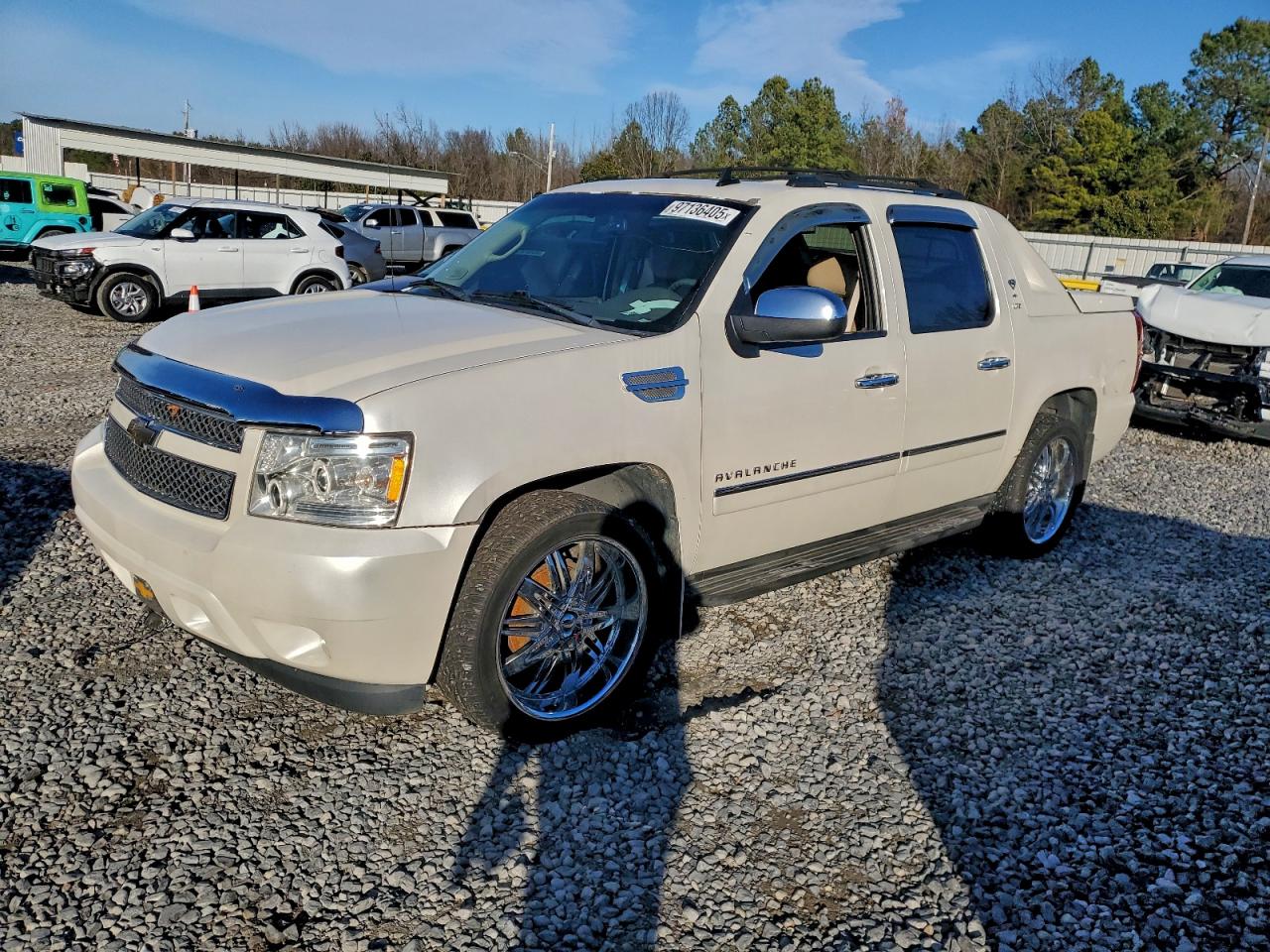 CHEVROLET AVALANCHE 2011