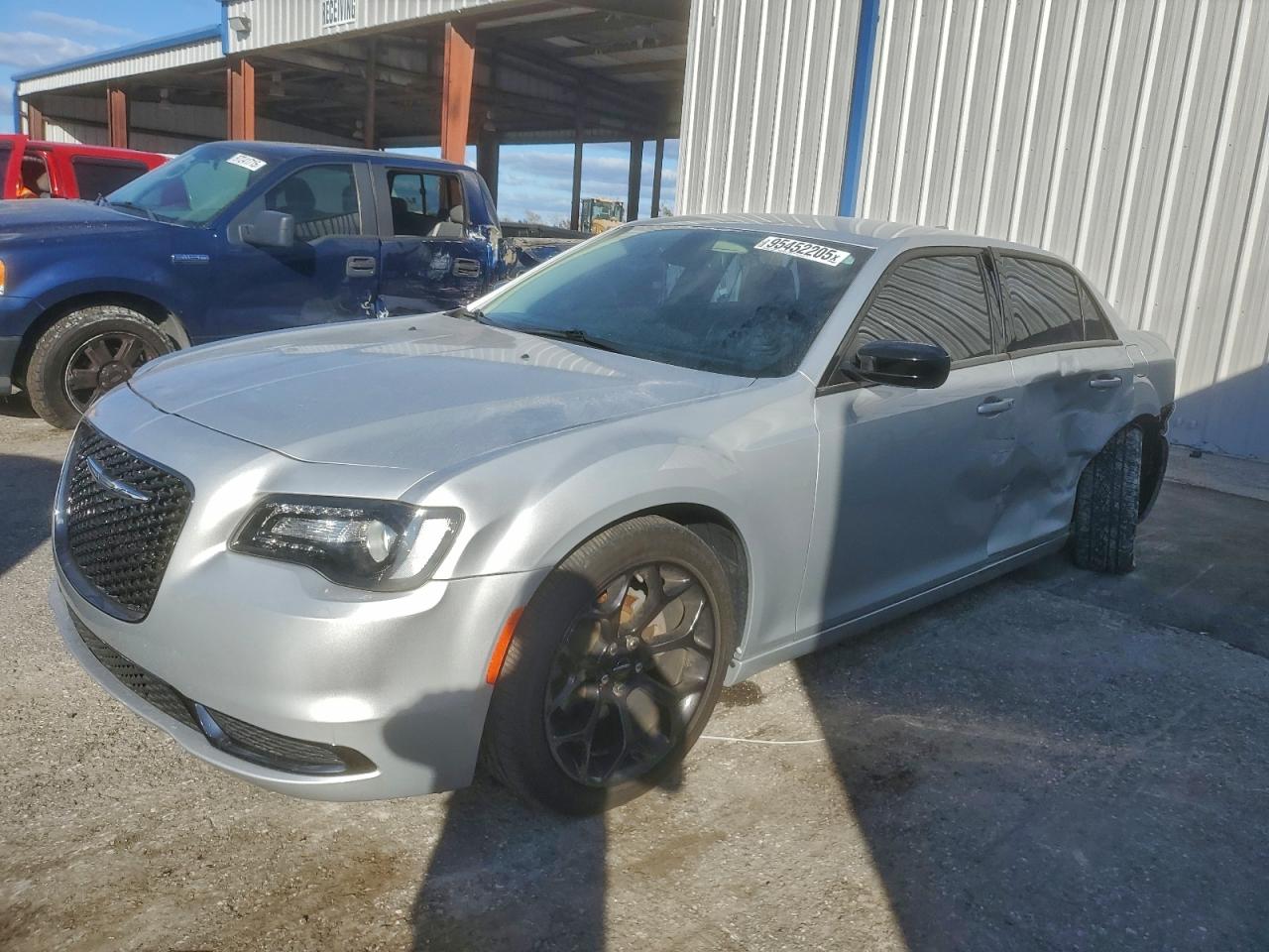 CHRYSLER 300 TOURIN 2020