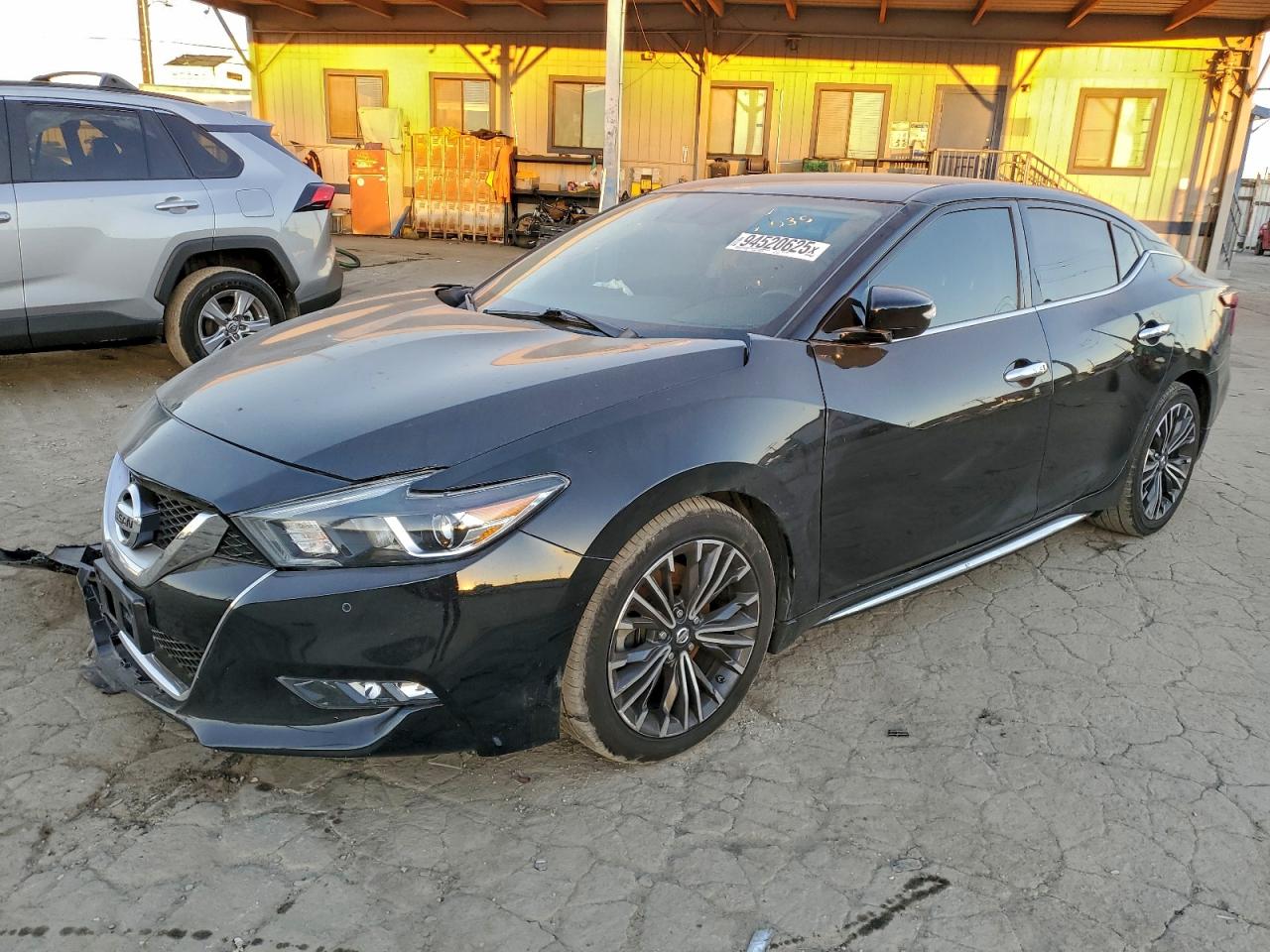 NISSAN MAXIMA 2017