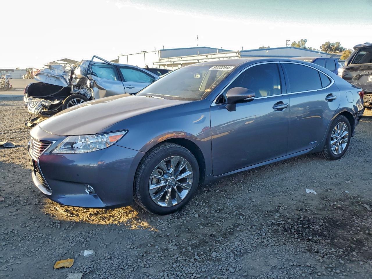 LEXUS ES 2014