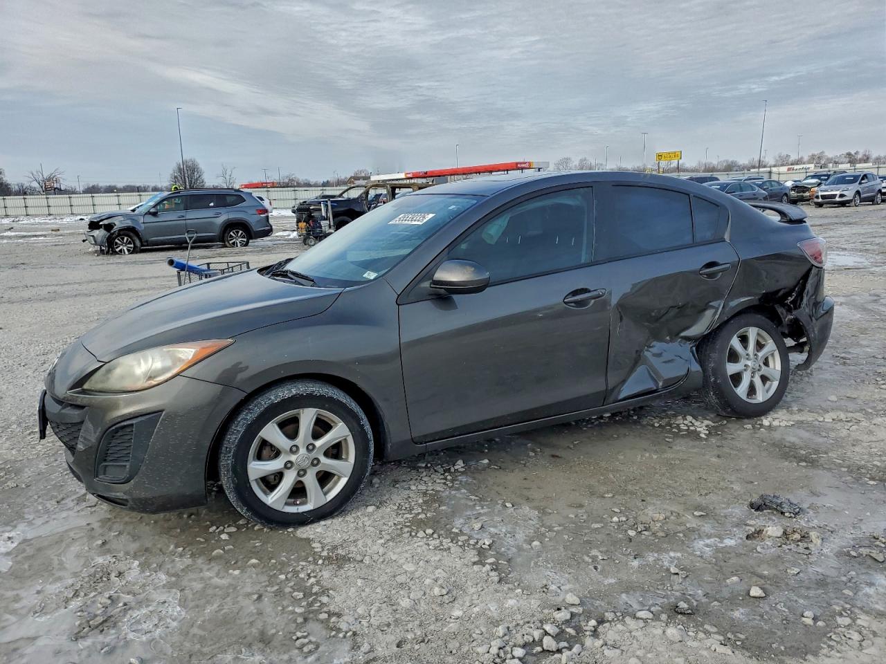 MAZDA 3 2011