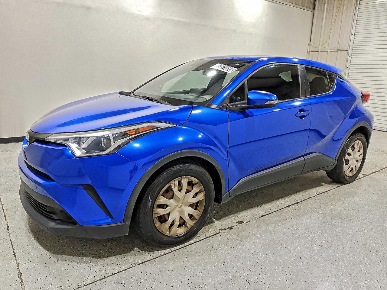 TOYOTA C-HR XLE 2019