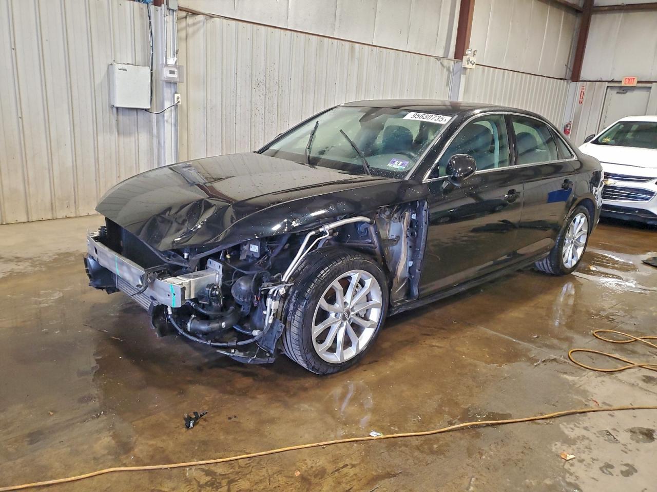 AUDI A4 2019