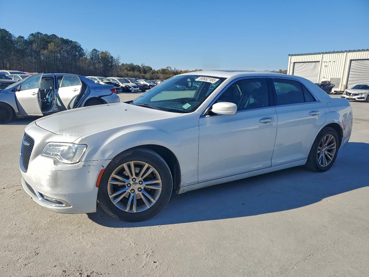 CHRYSLER 300 TOURIN 2018