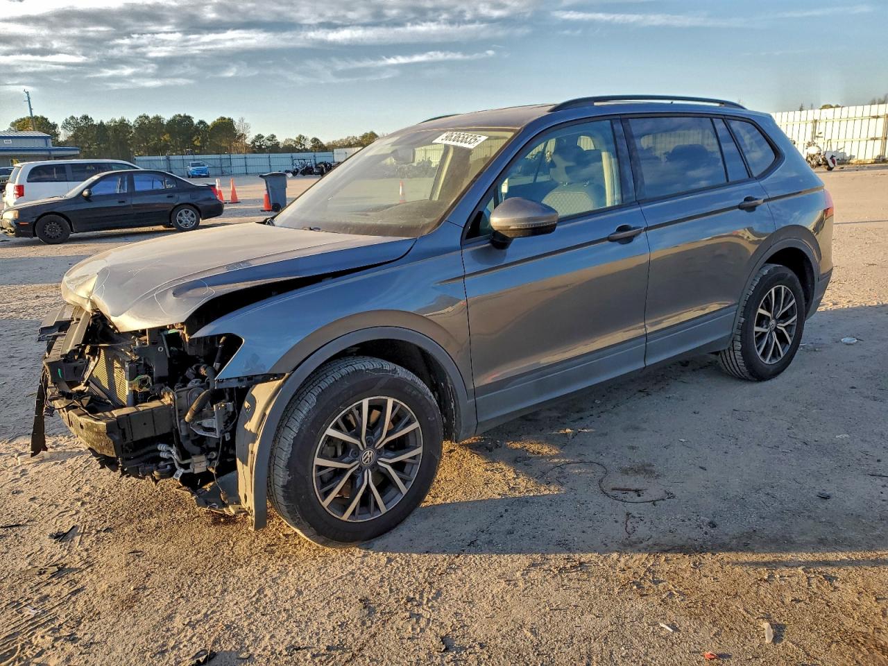 VOLKSWAGEN TIGUAN 2021