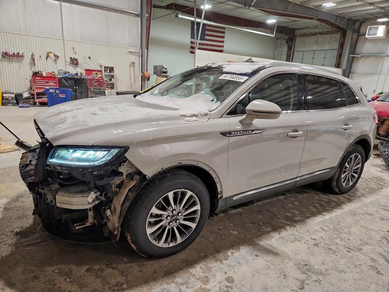 LINCOLN NAUTILUS S 2019