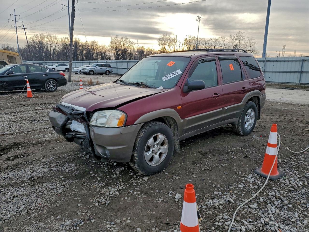 MAZDA TRIBUTE 2004