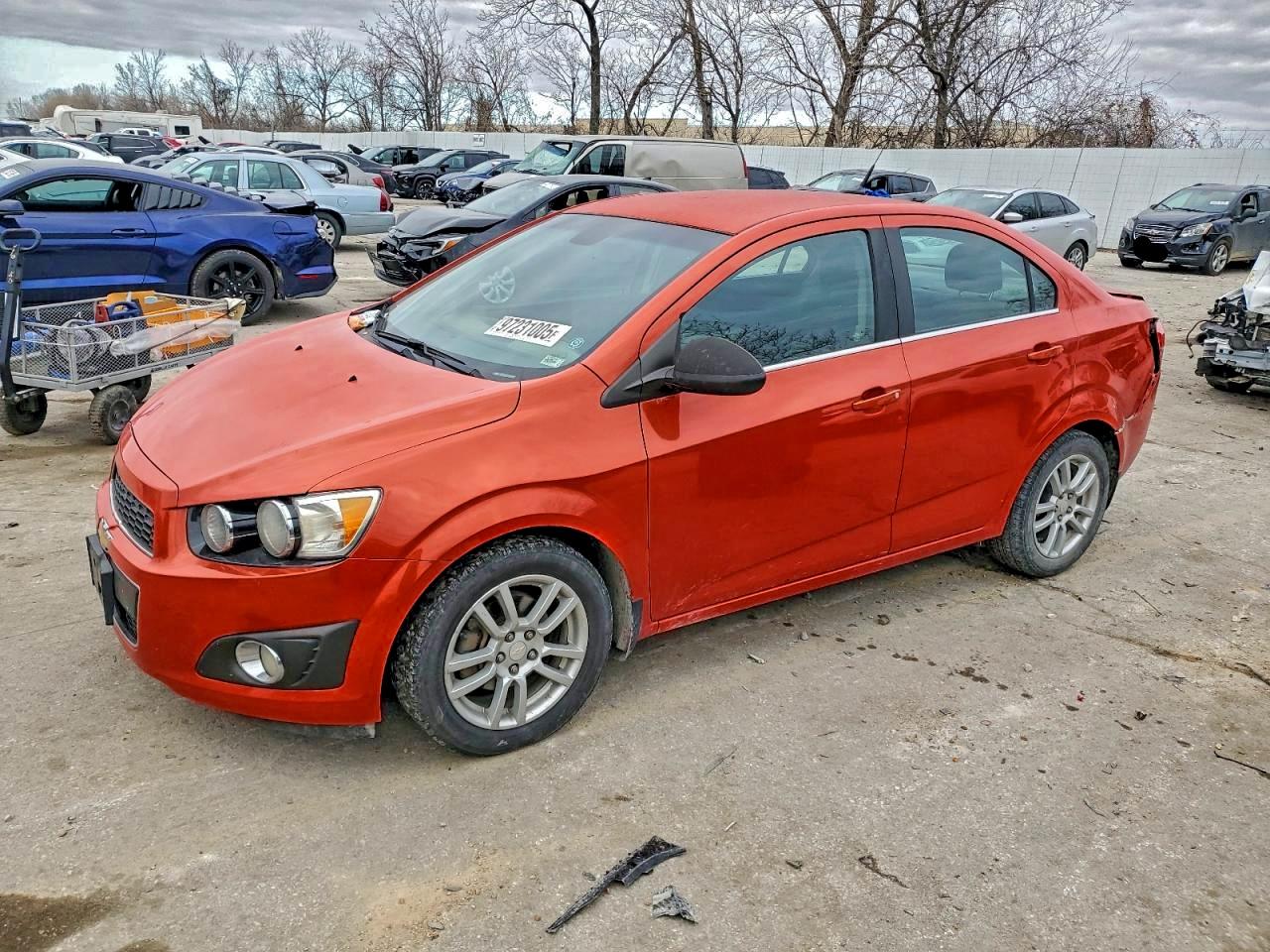 CHEVROLET SONIC LT 2012