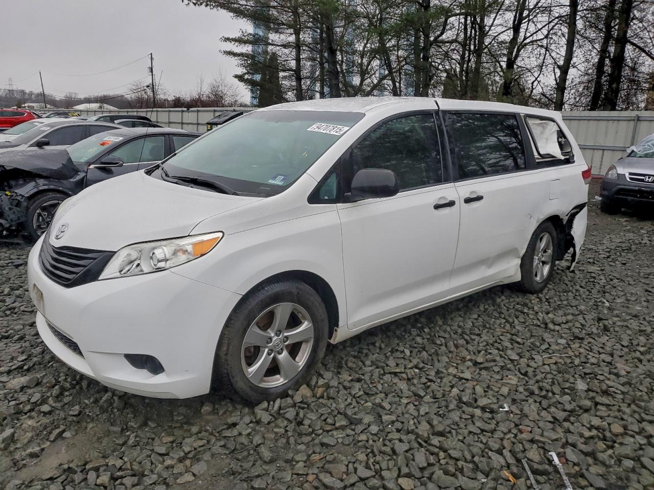 TOYOTA SIENNA 2013