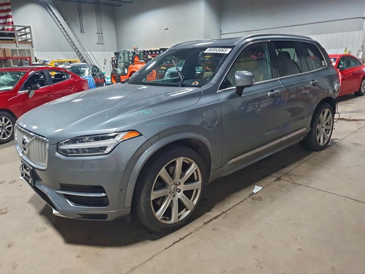 VOLVO XC90 2017