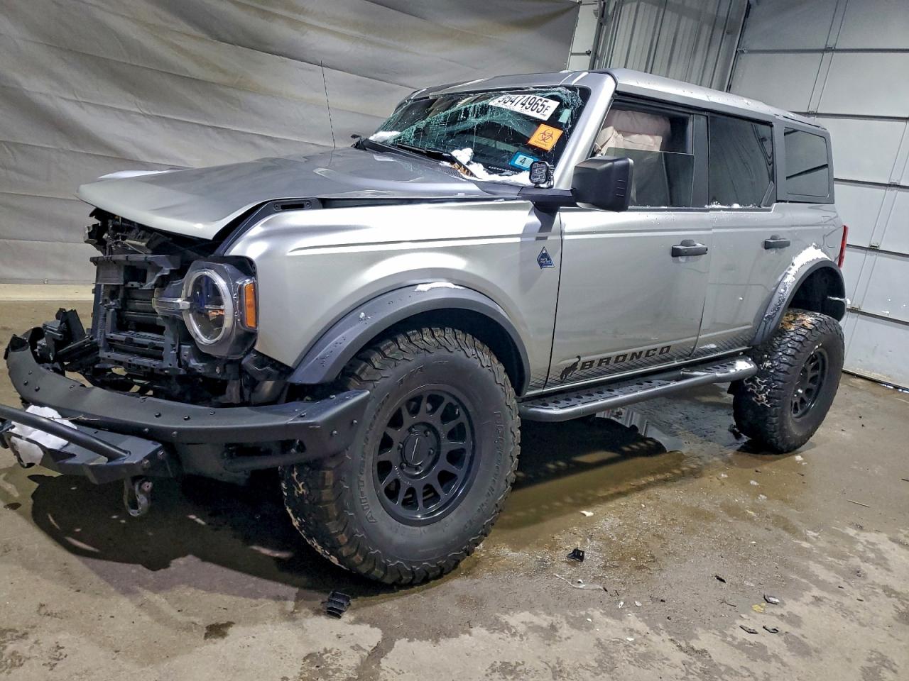 FORD BRONCO 2022