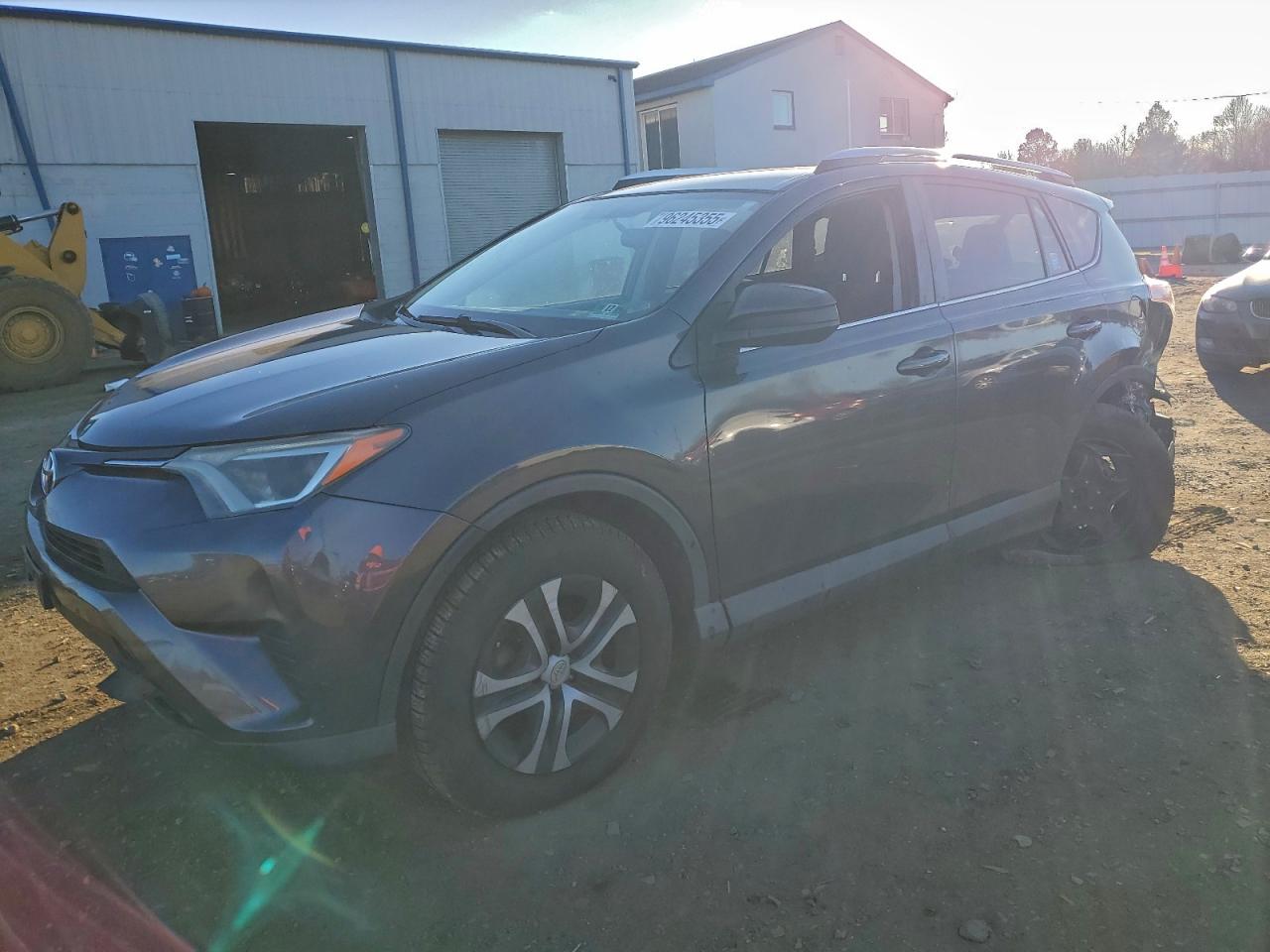 TOYOTA RAV4 LE 2016