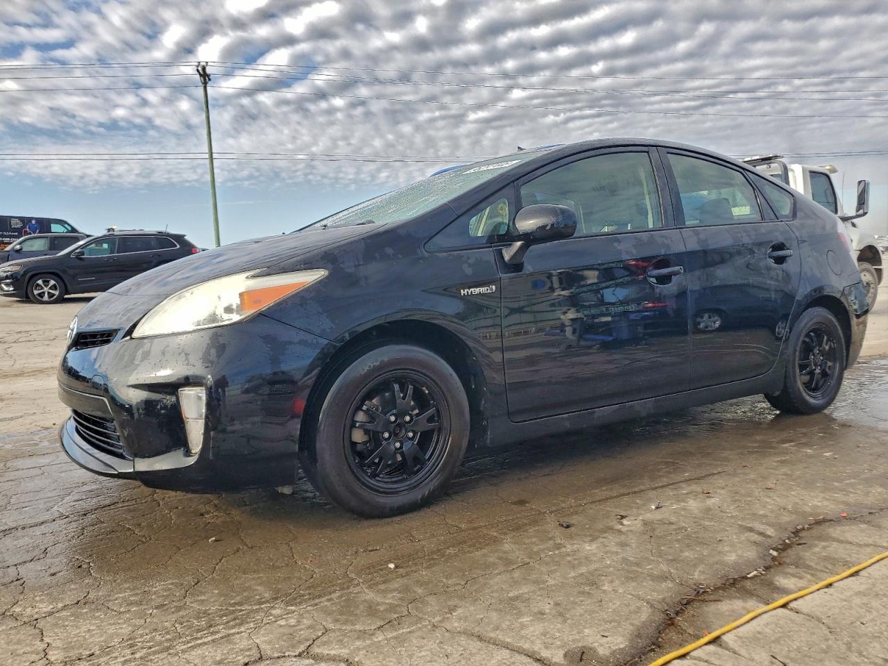 TOYOTA PRIUS 2014