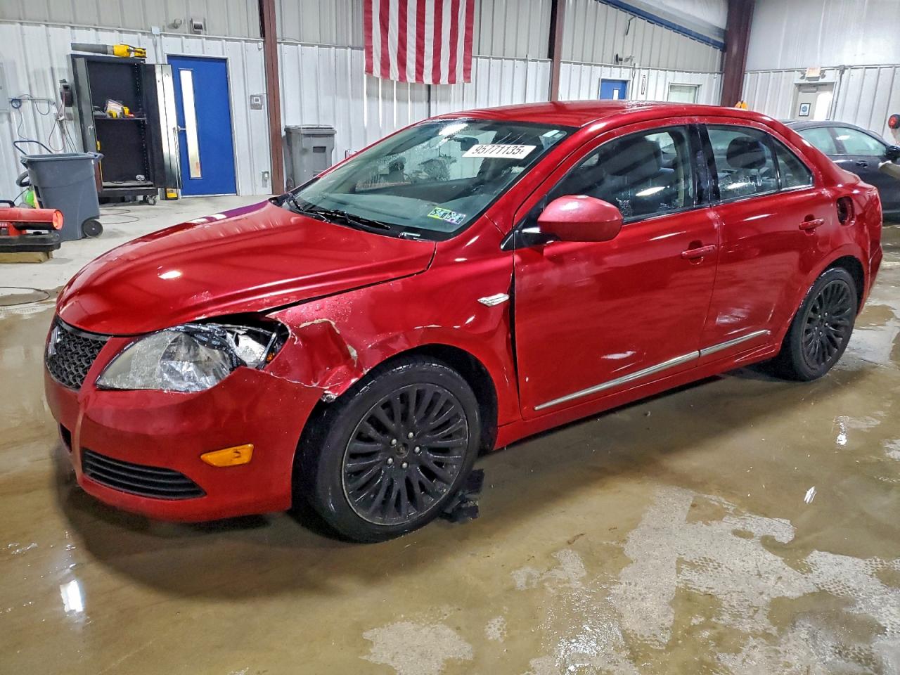 SUZUKI KIZASHI SE 2012