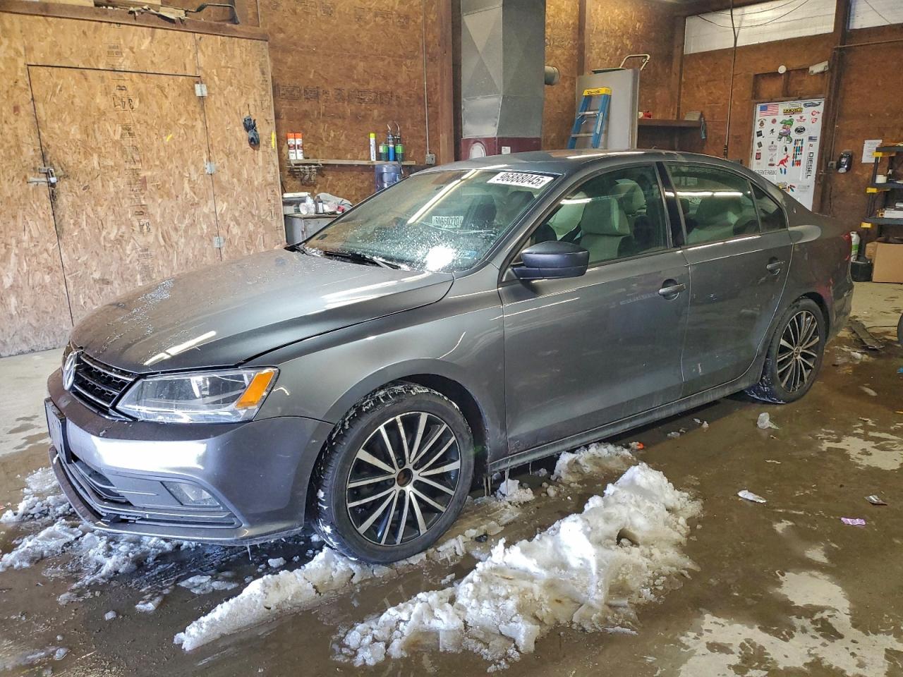 VOLKSWAGEN JETTA 2016