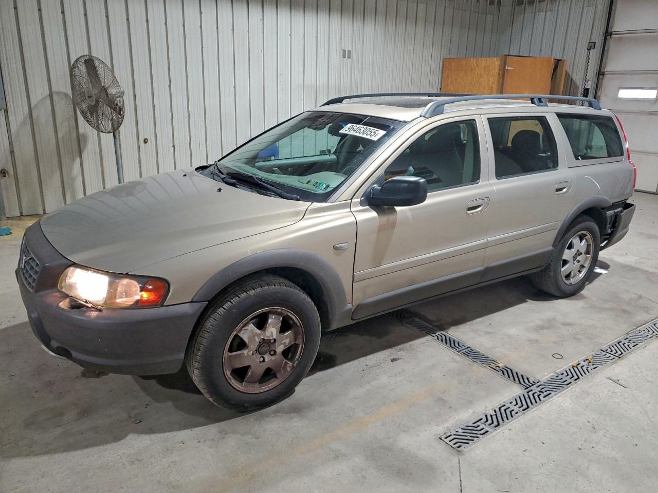 VOLVO XC70 2004