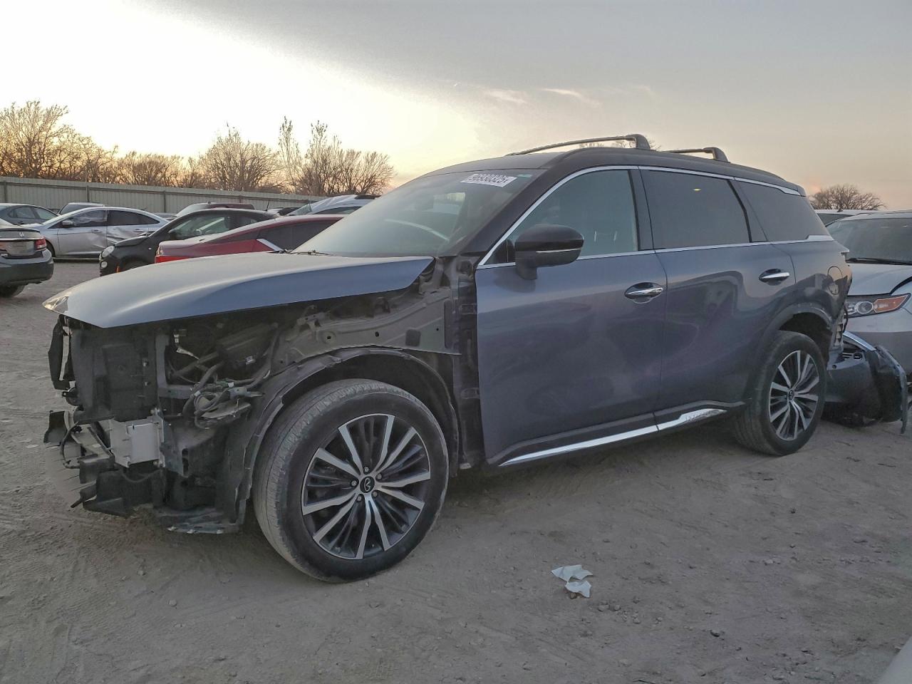 INFINITI QX60 2022