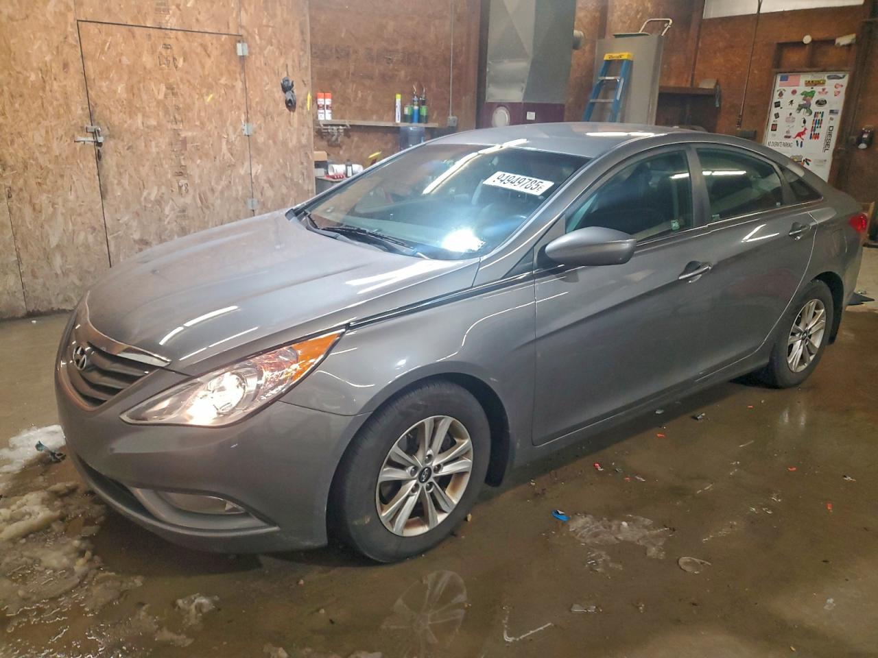 HYUNDAI SONATA GLS 2013