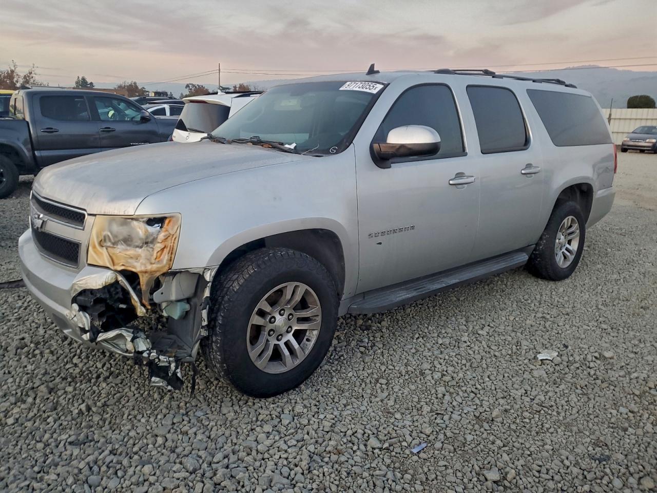 CHEVROLET SUBURBAN 2010