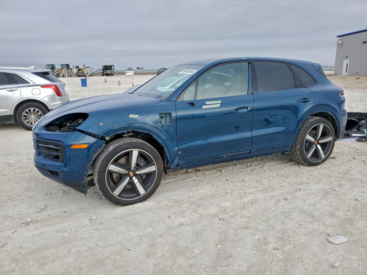 PORSCHE CAYENNE 2025
