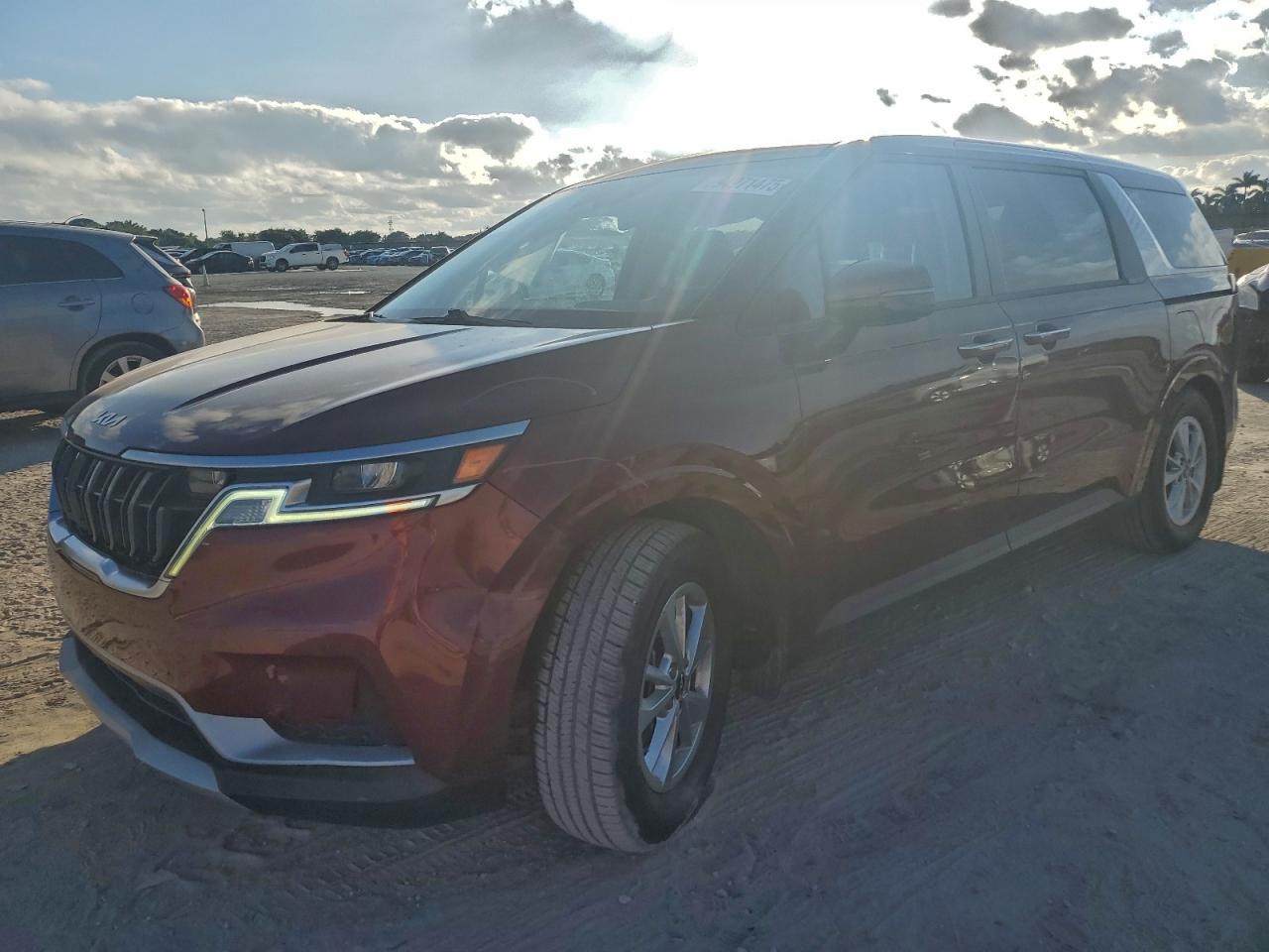 KIA CARNIVAL L 2022
