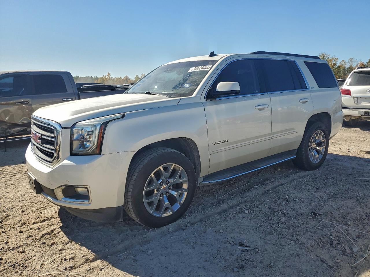 GMC YUKON SLT 2015