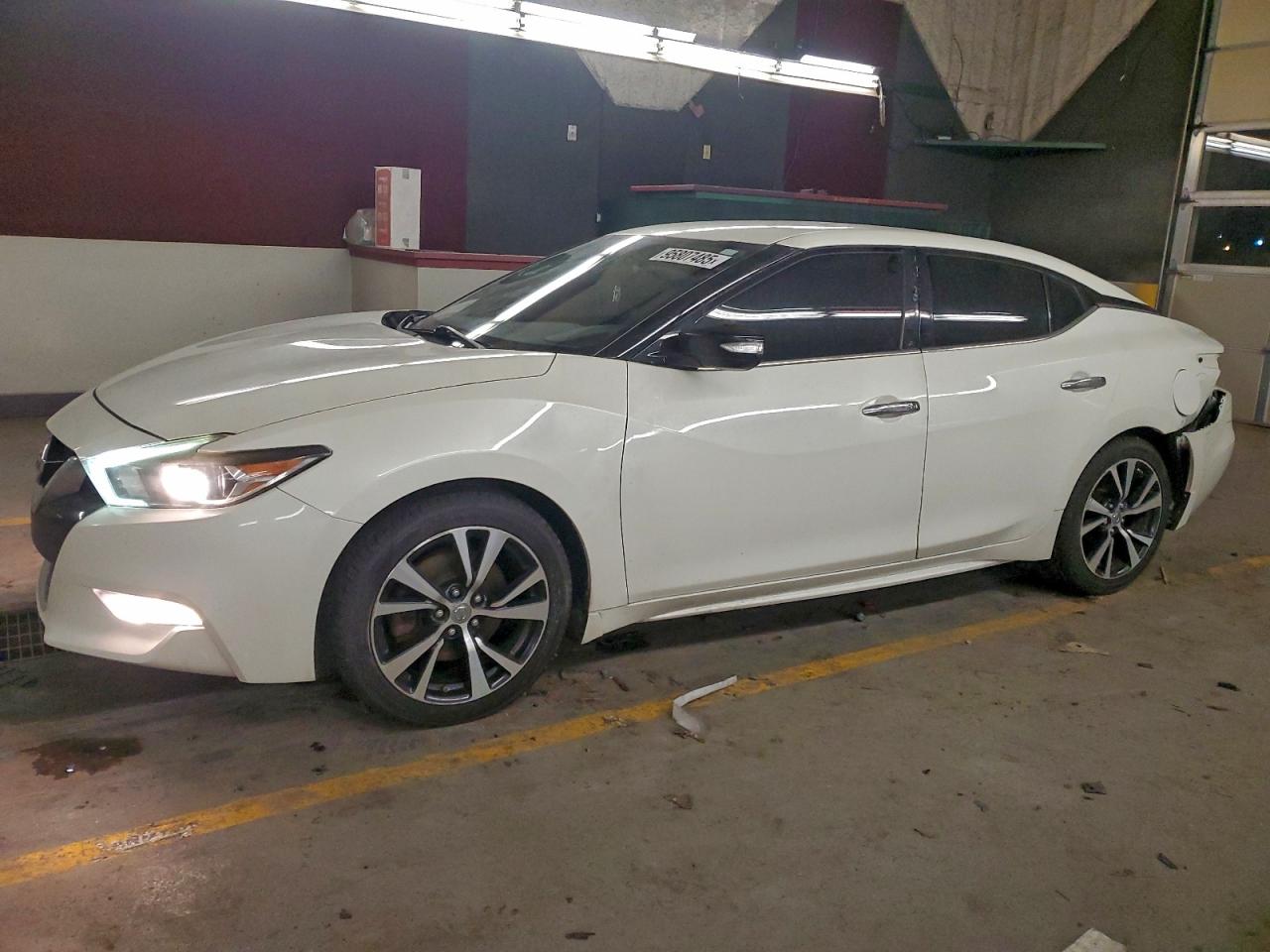 NISSAN MAXIMA 2017