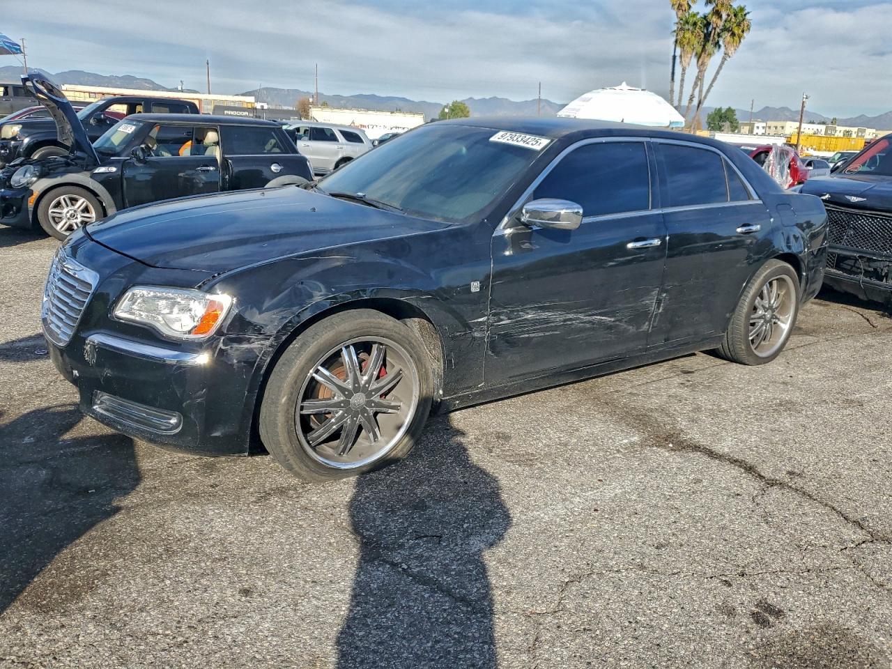 CHRYSLER 300 2013