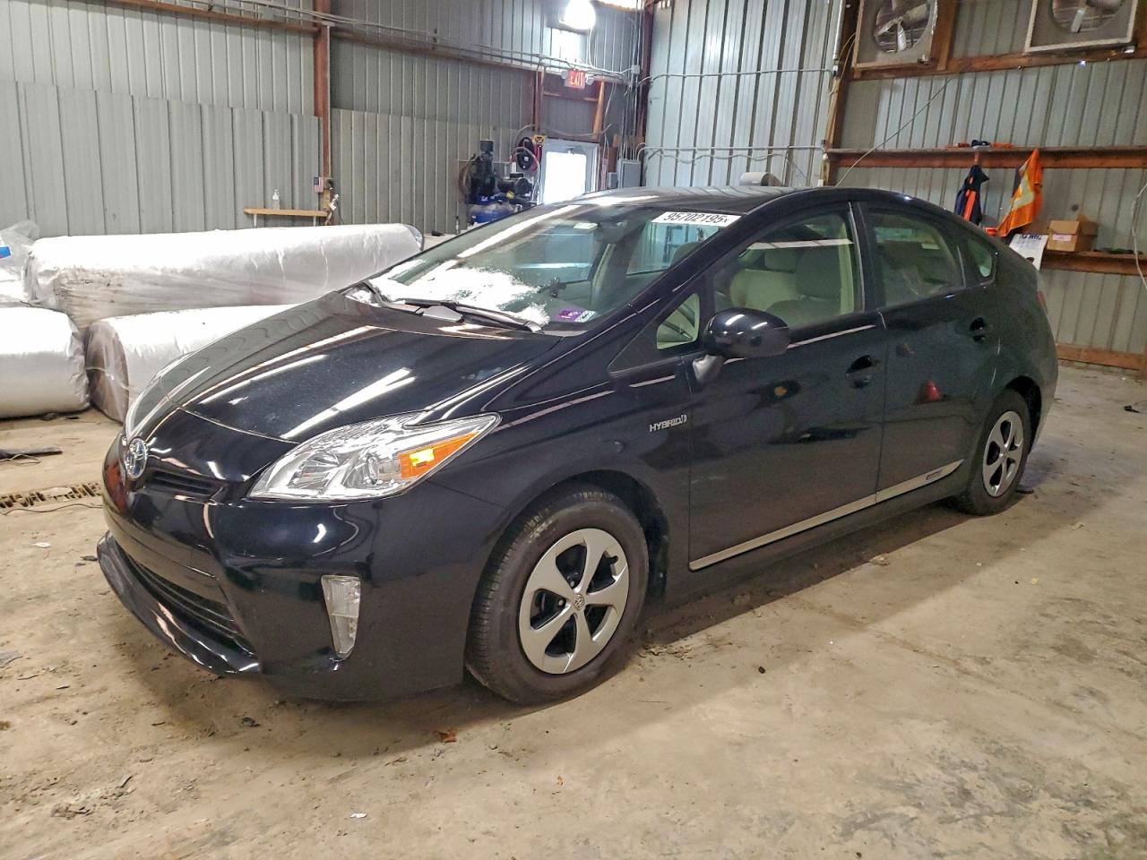 TOYOTA PRIUS 2012