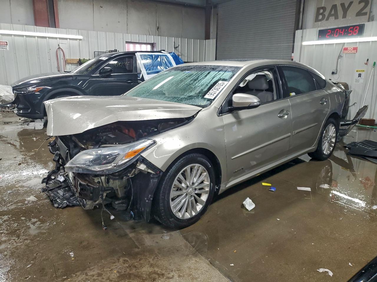 TOYOTA AVALON HYB 2015